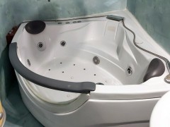 Šta kada curi ventil na jakuzi kadi?